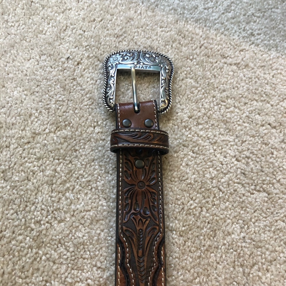 Ariat belt